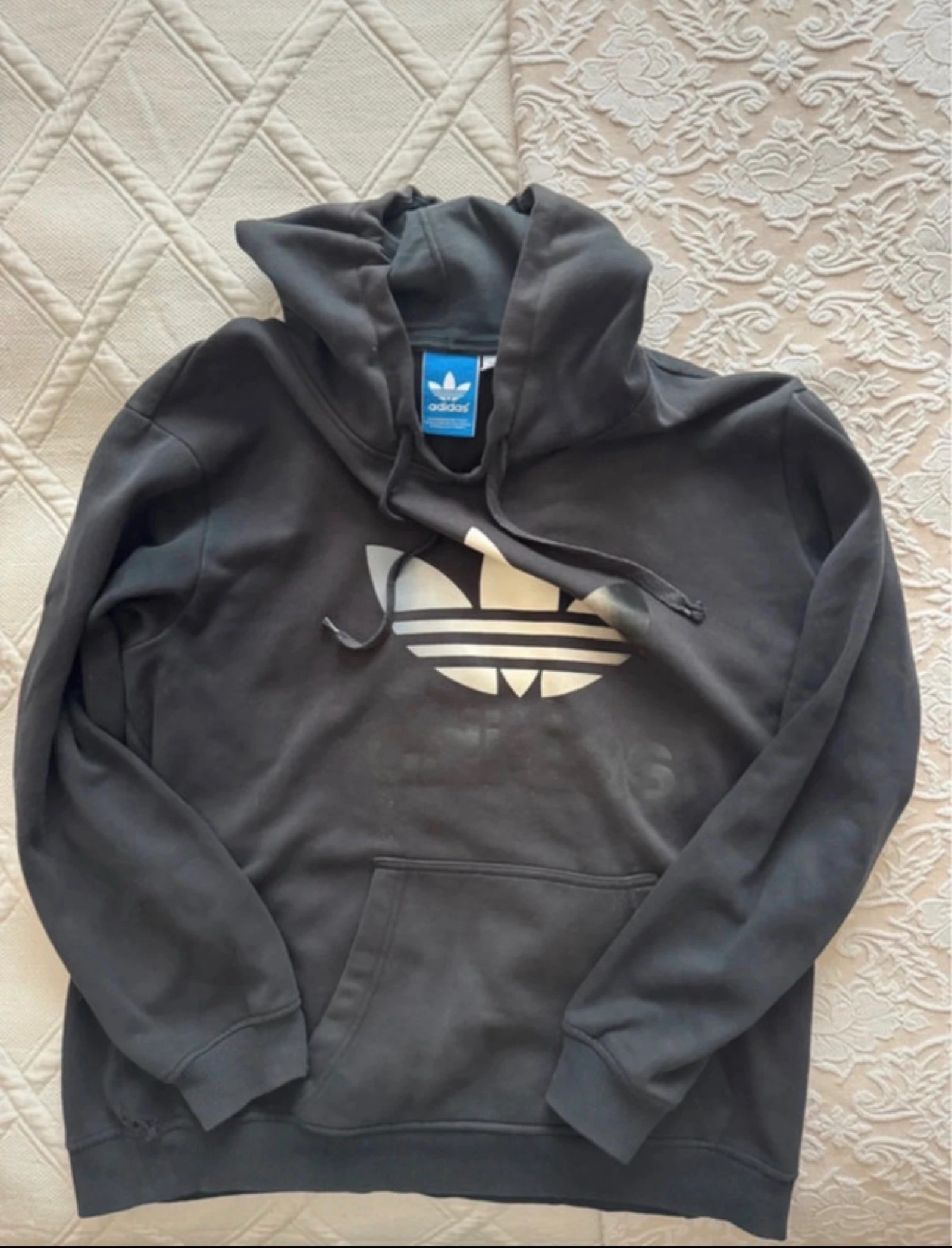 Sudadera Adidas Original Talla L Perfecta para cualquier ocasión